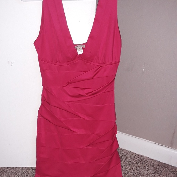 Dress - Picture 2 of 5